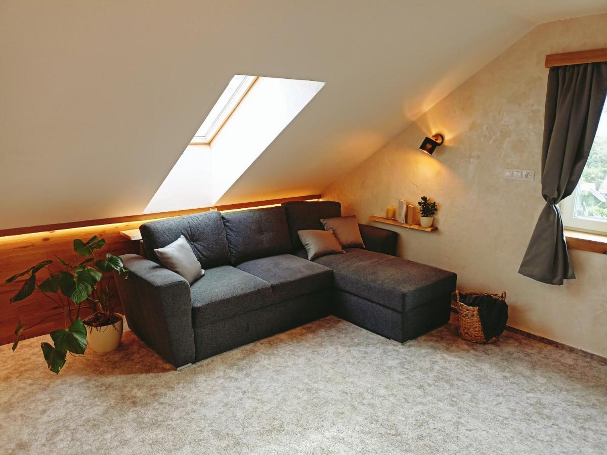 Apartman U Ovecku - Nová Paka Extérieur photo