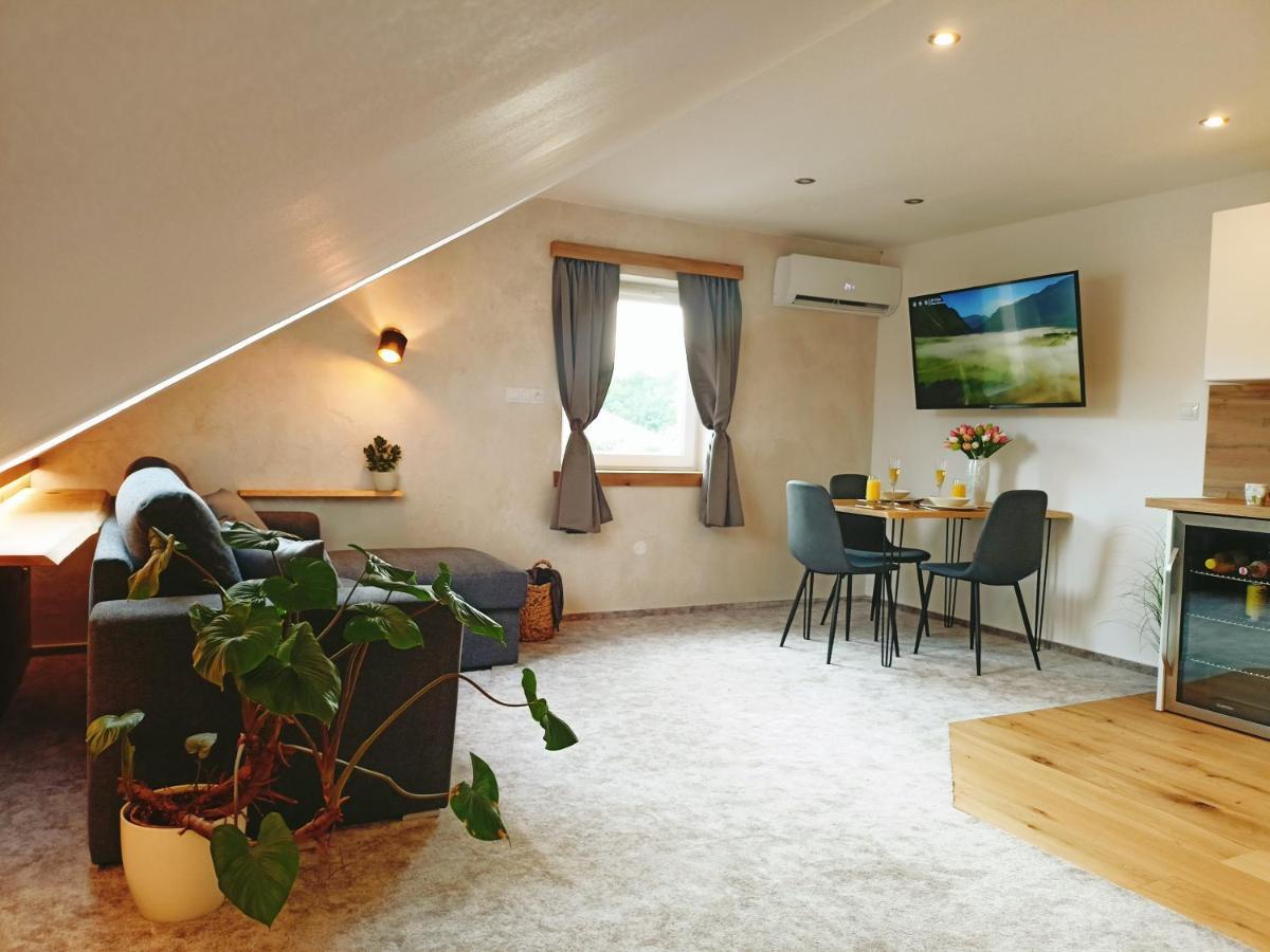 Apartman U Ovecku - Nová Paka Extérieur photo